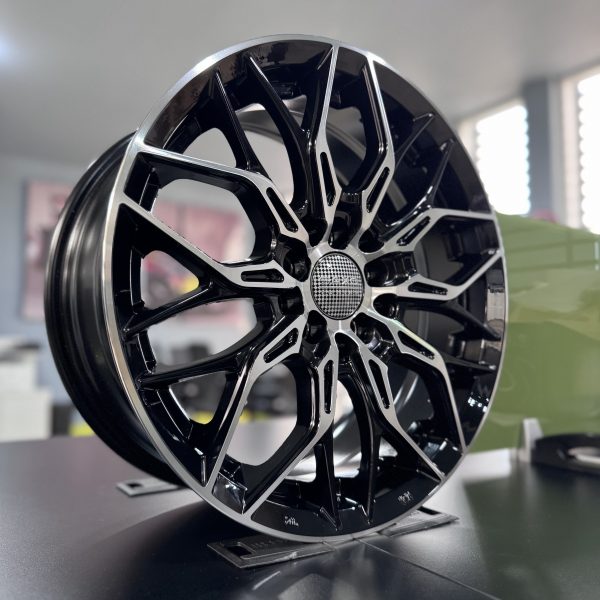 Rines r16x7 5x100 5x112 5x114.3 D2853 Saxo Black Polished - Imagen 4