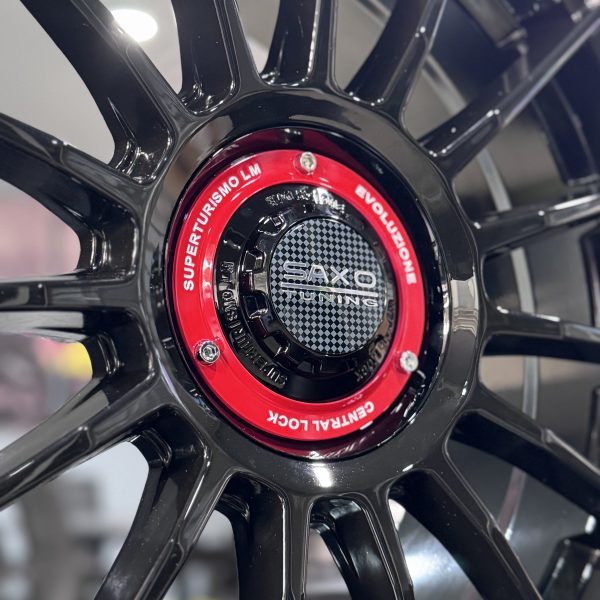 Rines r18x8 4x100 1374 Saxo Gloss Black - Imagen 5