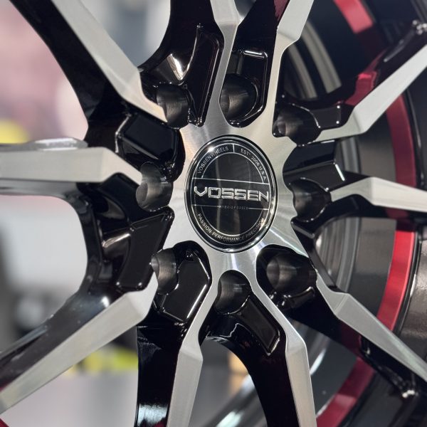 Rines r14x5.5 4x100 4x114.3 Oyl014 Vossen Black Machined Faced - Red Undercut - Imagen 5